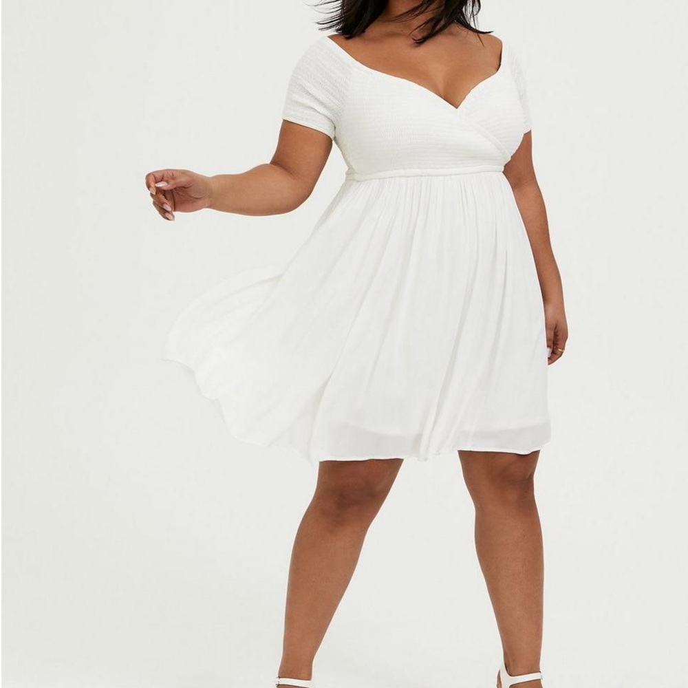 TORRID - Mini Challis Off-Shoulder Surplice Skater Dress